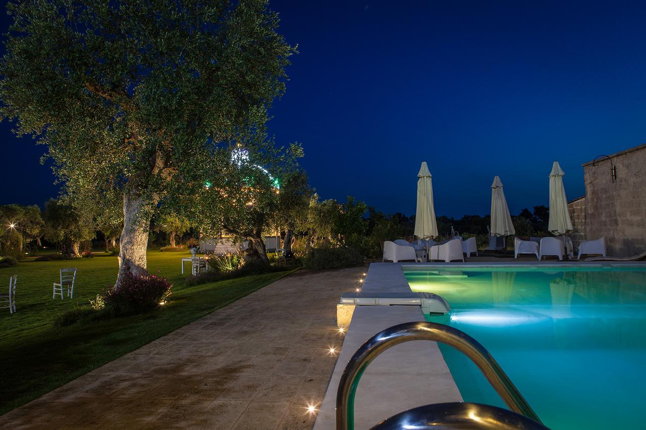 Agriturismo Li Calizzi Arte E Natura Novoli Exteriör bild