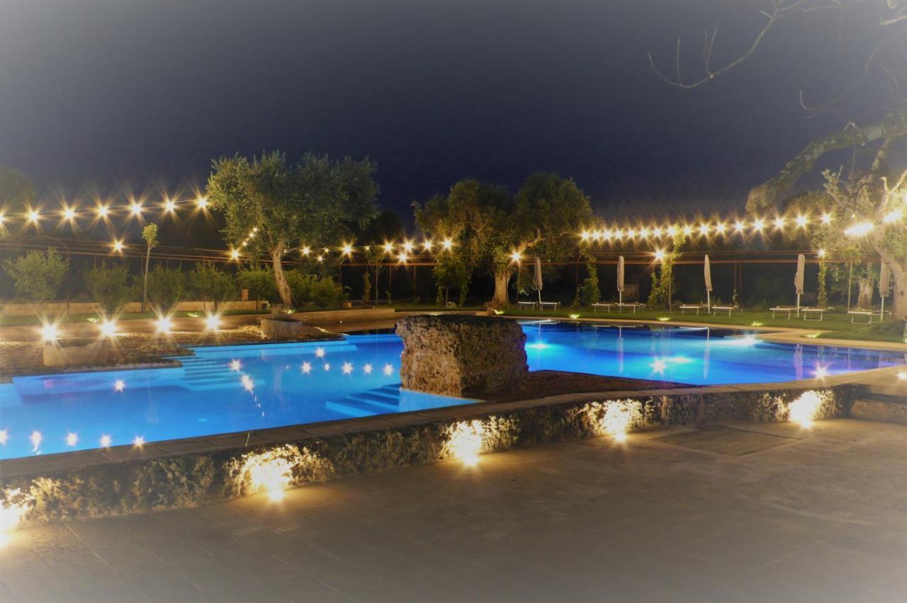 Agriturismo Li Calizzi Arte E Natura Novoli Exteriör bild