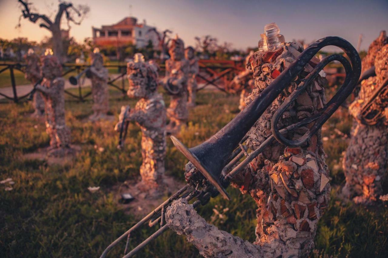 Agriturismo Li Calizzi Arte E Natura Novoli Exteriör bild
